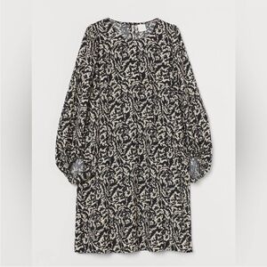 H&M Black and Cream Balloon Sleeve Dress